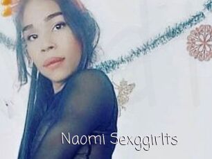 Naomi_Sexggirlts